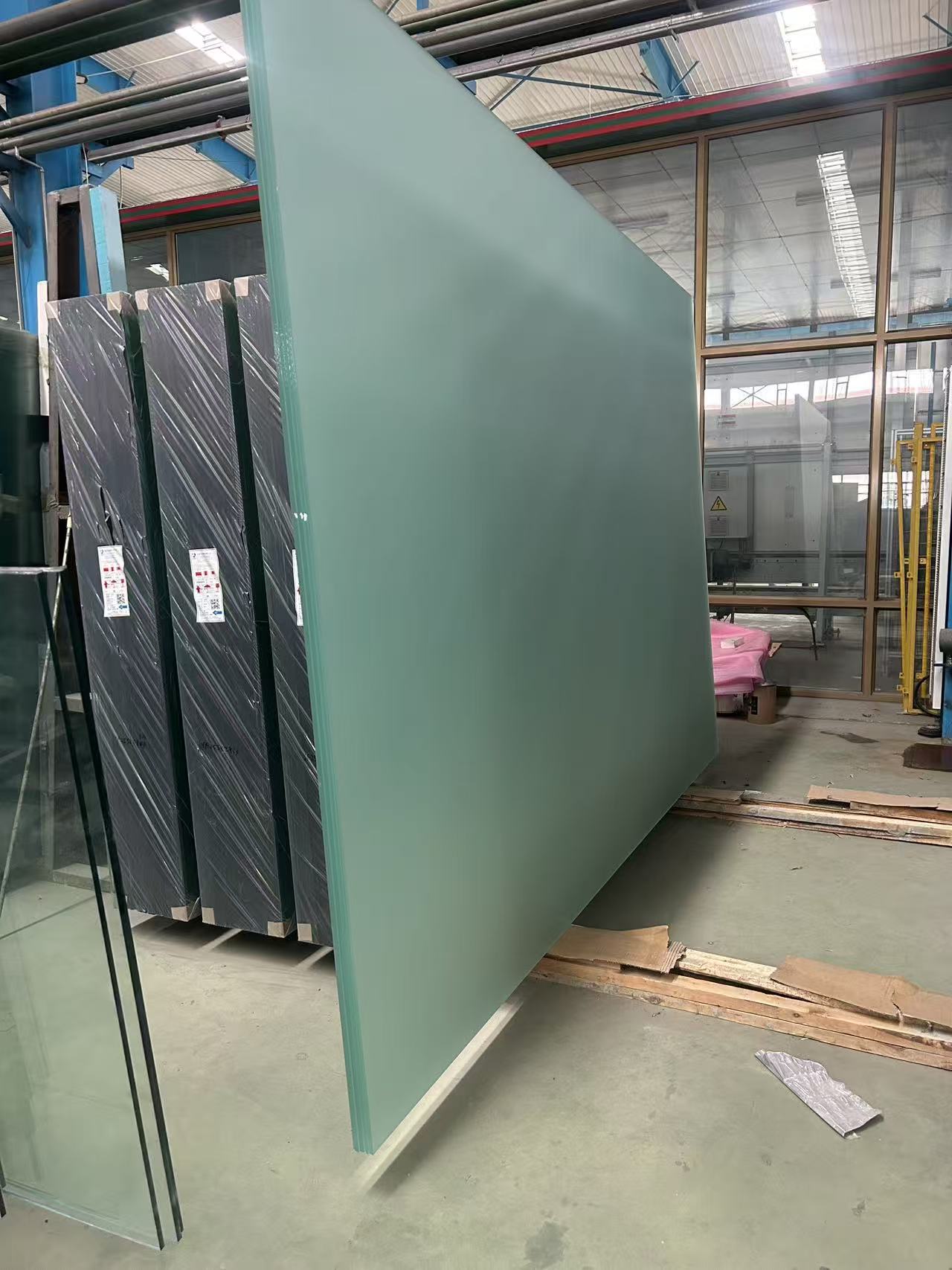 巴中市夹胶玻璃建筑幕墙玻璃生产基地 - 推荐